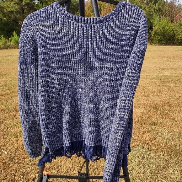 Jolt Blue And White Sweater Size L - Picture 2 of 6